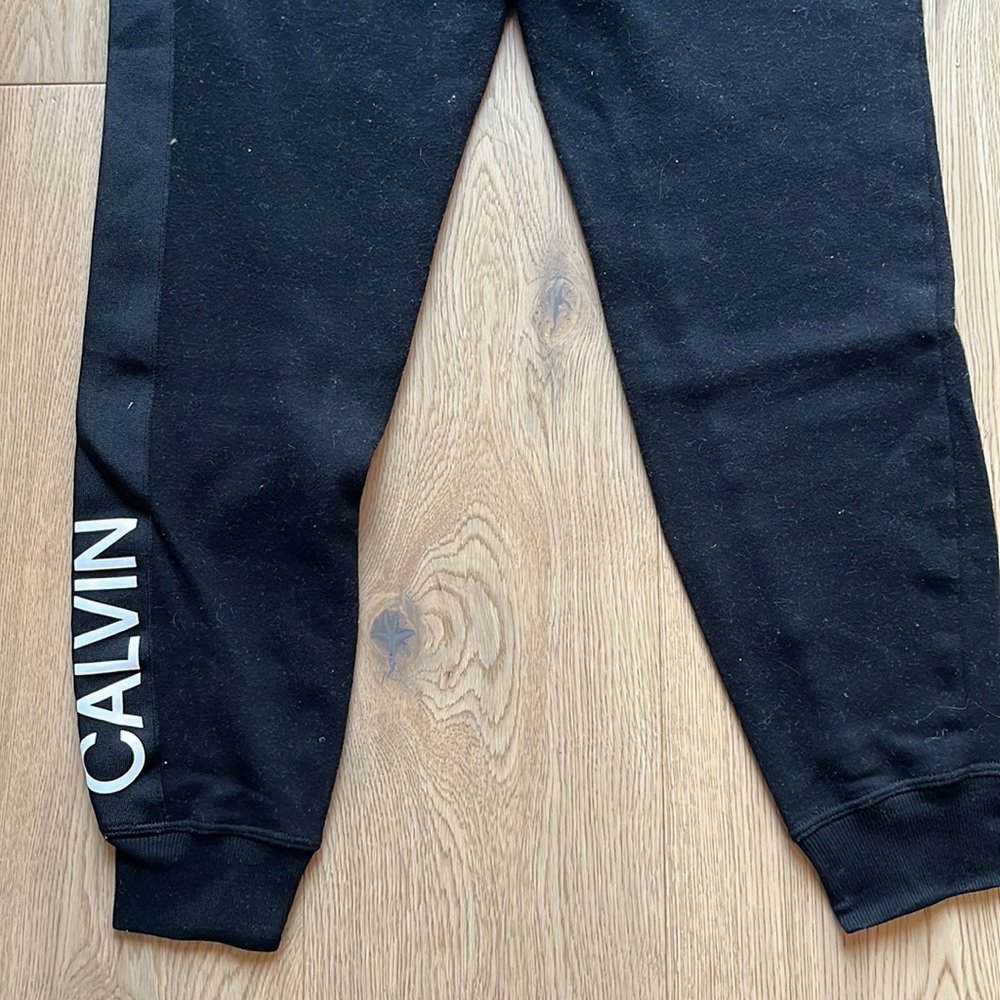 Calvin Klein Joggers - Picture 6 of 6
